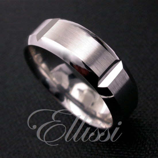 “Mitre” men’s bevelled wedding ring.
