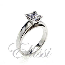 “Apium” Princess Cut Solitaire Diamond Ring