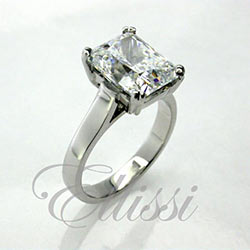 "Etiam" Radiant cut solitaire diamond