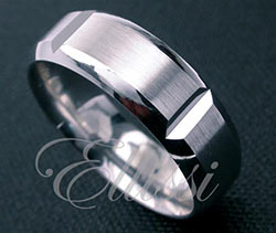 "Mitre" men's bevelled wedding ring
