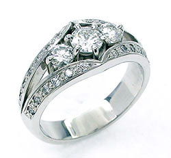 "Naomi" Antique style trilogy ring, split band.