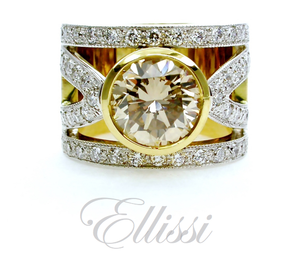 Ellissi Light Champagne diamond Ring