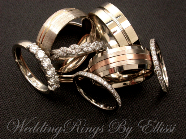 Wedding bands in rose gold, white gold and yellow gold. Diamond set