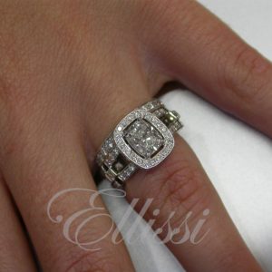 Ellissi engagement ring and wedding ring on the finger