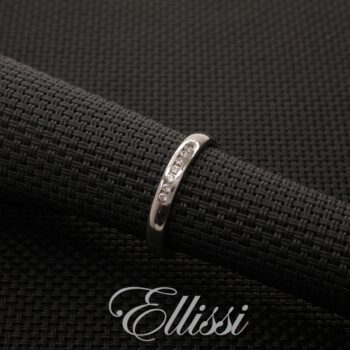 Channel set diamonds