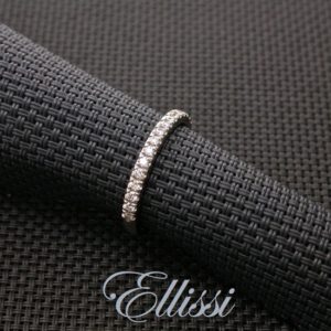 Micro claw band set with 18 x 0.015ct. diamonds