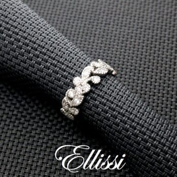 Leaf Design diamond band